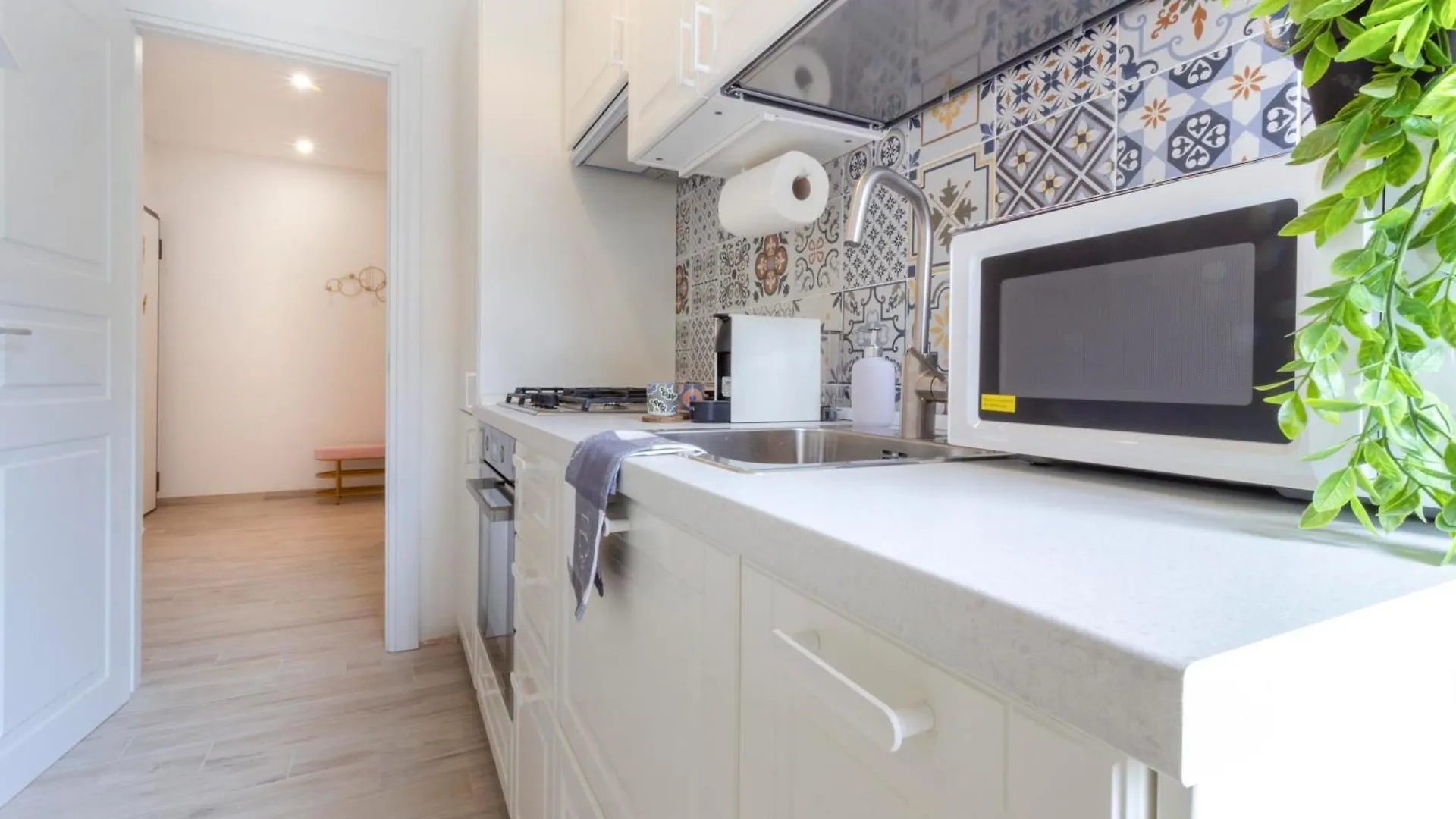 Color Vibes Como Centro Lago - Ampio Appartamento Wifi Ac 0*,